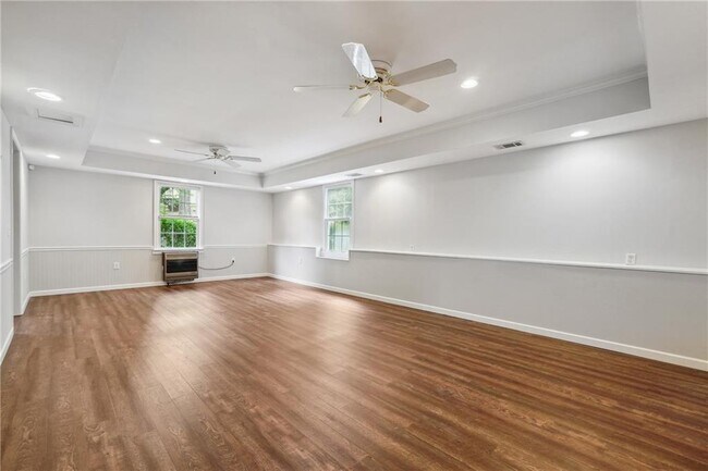 Building Photo - 2565 Chestea Dr NE