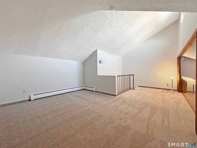 Building Photo - 23 Amato Dr