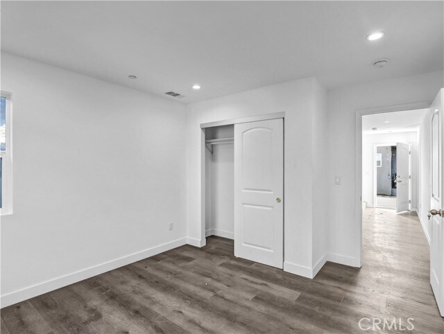 Building Photo - 1231 S Rowan Ave