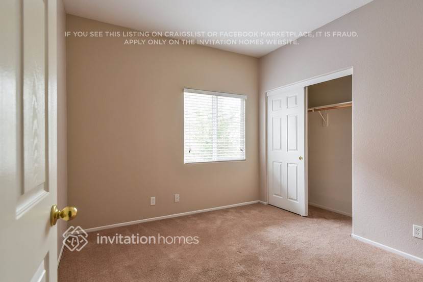 Building Photo - 43865 Gingham Ave