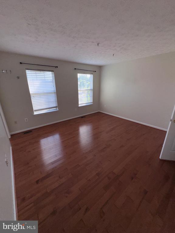 Building Photo - 9805 Doubletree Terrace