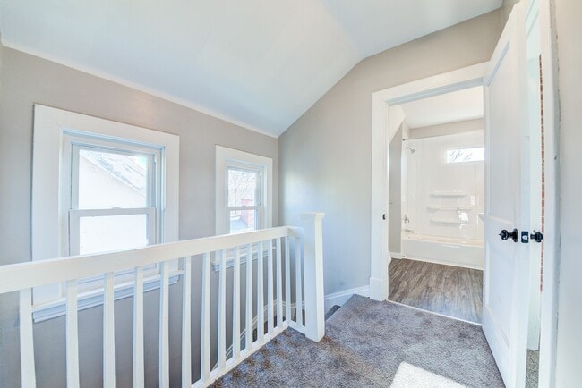 Building Photo - 426 Edgemont St