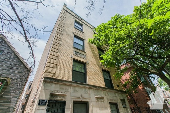Building Photo - 3620 North Marshfield-1C