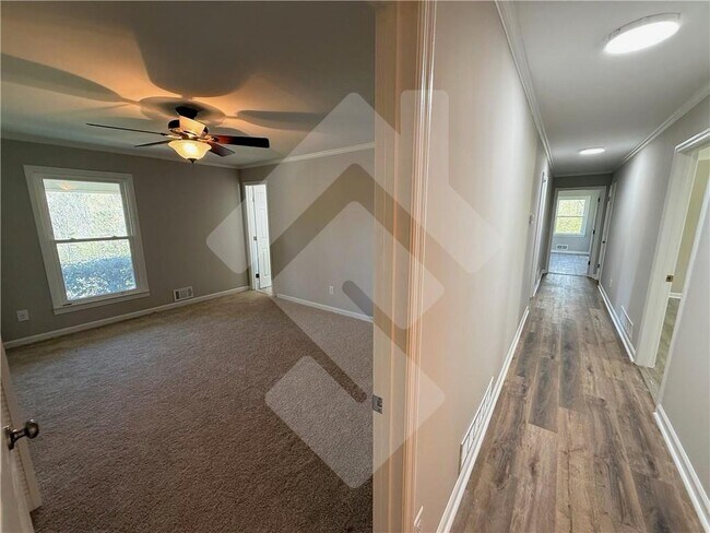 Building Photo - 3670 Gravitt Rd