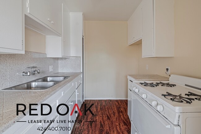 Building Photo - 3544 Brenton Ave