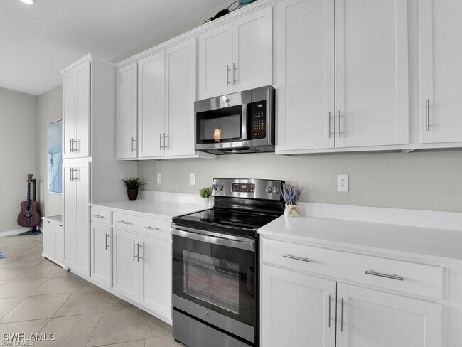 Building Photo - 5651 Double Eagle Cir