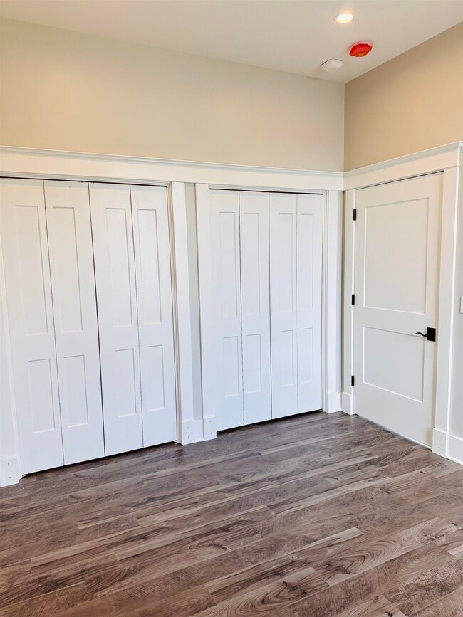 Building Photo - 30 High St