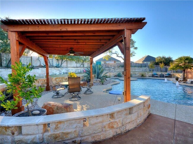 Building Photo - 208 Raindance Cove