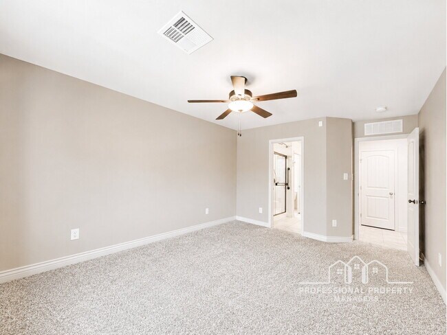 Building Photo - “Spacious 4-Bedroom, 2-Bathroom Home in Villa Chaparral”