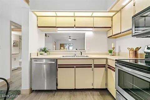 Building Photo - 25107 Northlake Dr