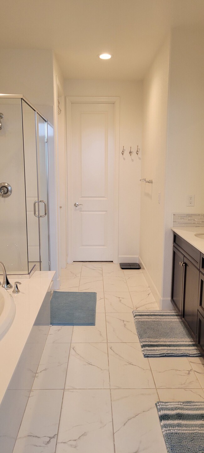 Master Bathroom - 5721 Sterling St