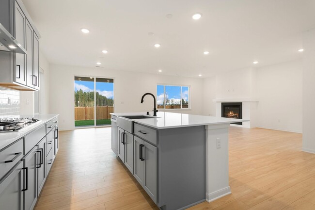 Building Photo - Newer Construction