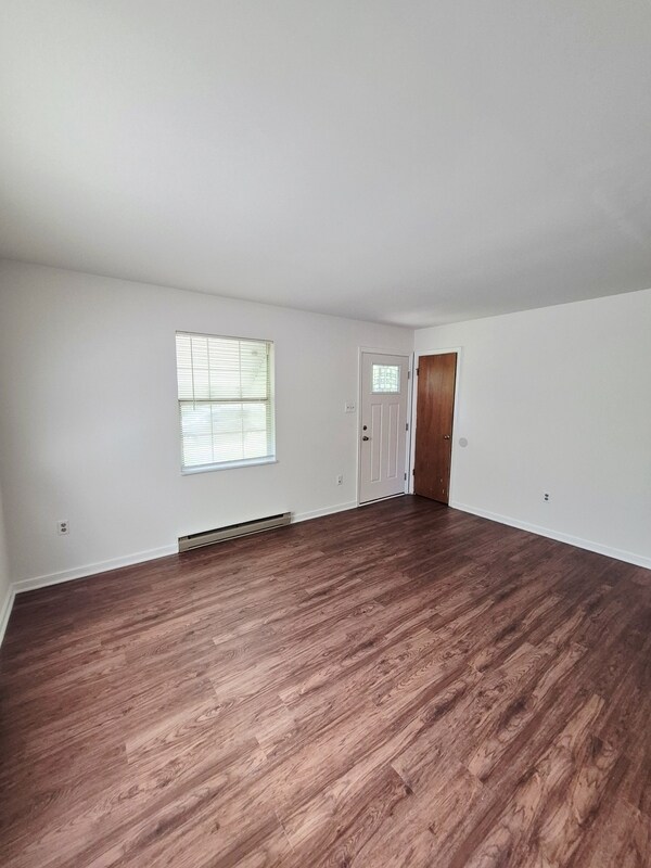 Building Photo - 1412 Blair St