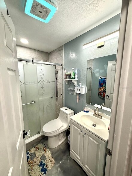 Building Photo - 2122 Winningway St