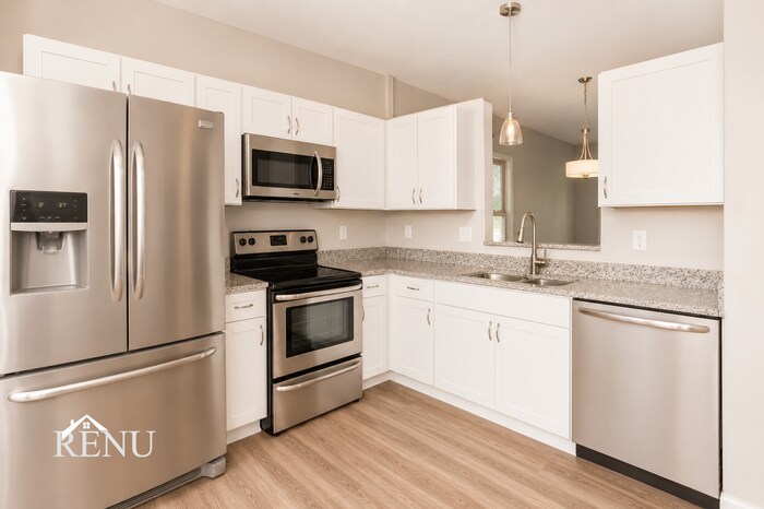 Building Photo - 2710 Lucas Dr