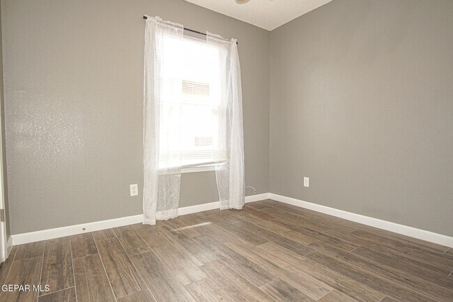 Building Photo - 4020 Tierra Inez Pl