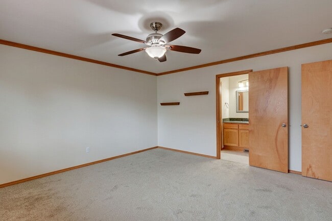 Building Photo - 4 Bedroom 2.5 bath Home in Cherry Hill