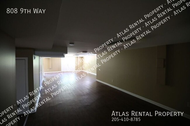 Building Photo - 808 9th Way