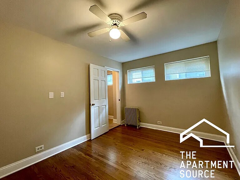 Building Photo - 2541 W Logan Blvd