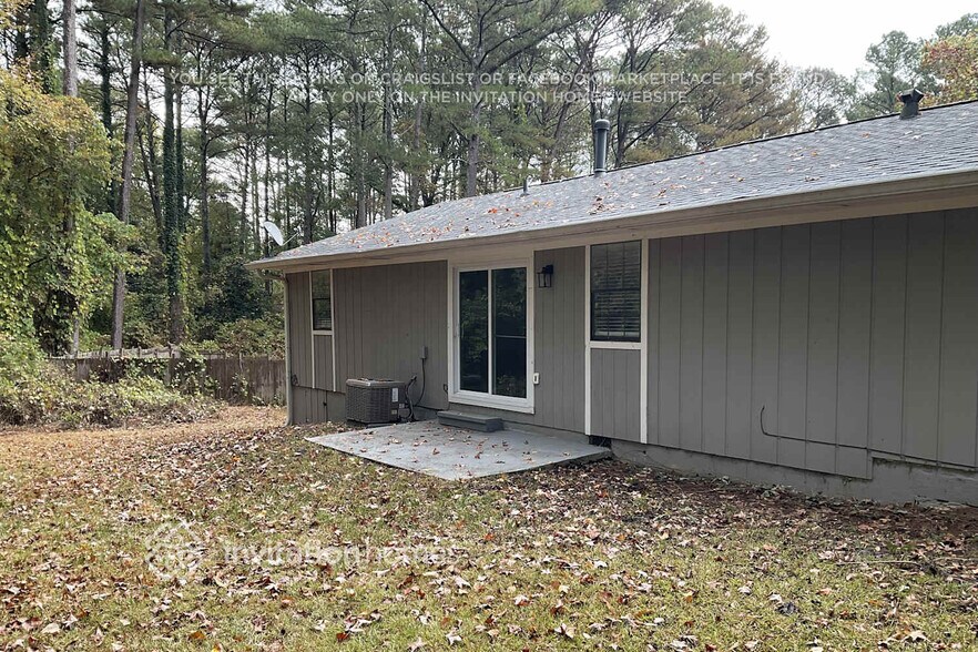 Building Photo - 4096 Big Valley Trail