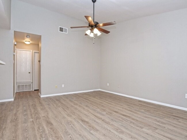 Building Photo - Berkett Drive