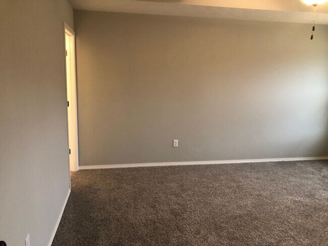 Building Photo - Make this  beautiful modern home yours!! HOA paid!