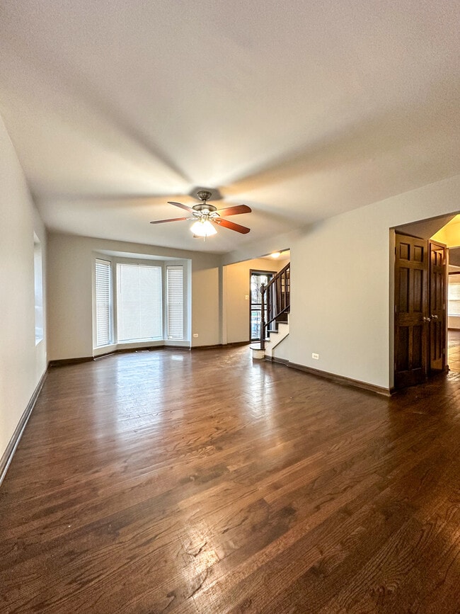 Building Photo - 6058 S Richmond St