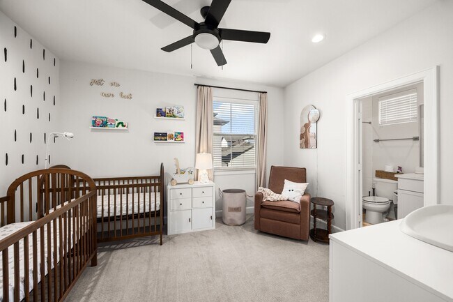 Building Photo - 2718 Grand Fountains Dr