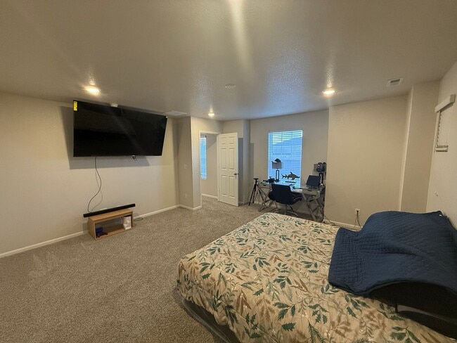 Building Photo - Beautiful Home for Rent