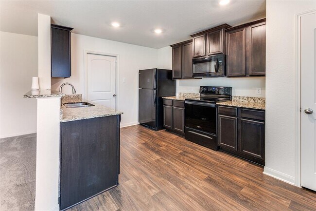 Building Photo - 773 Yearwood Ln
