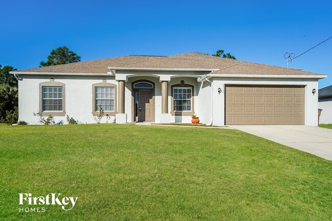 Building Photo - 2302 NW 27th Ave