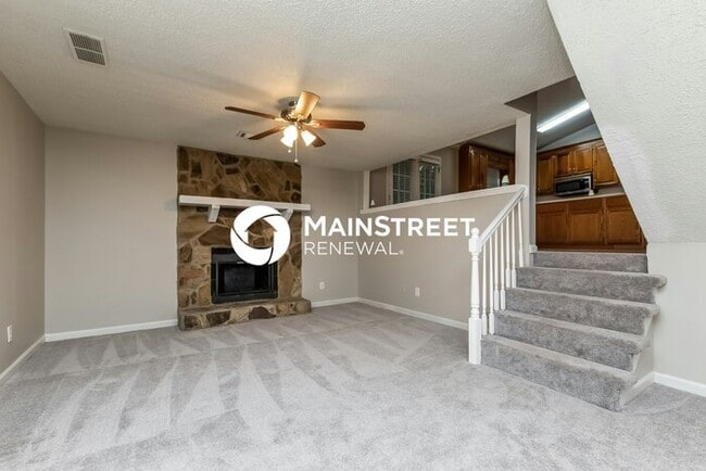 Building Photo - 4 Bedroom Pet-Friendly Home in Loganville, GA with Main Street Renewal