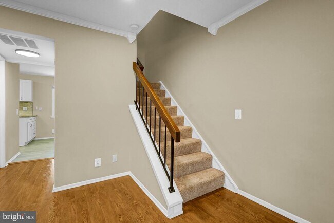 Building Photo - 2665 Glengyle Dr