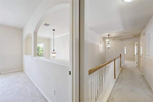 Building Photo - 1230 Heppner Dr