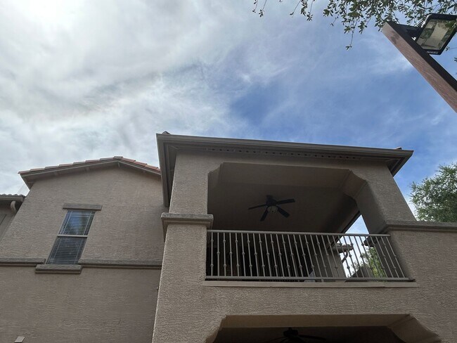 Building Photo - 2155 N Grace Blvd