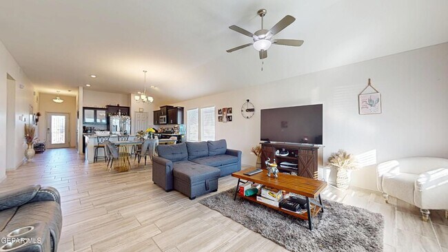 Building Photo - 1172 Indigo Sky St