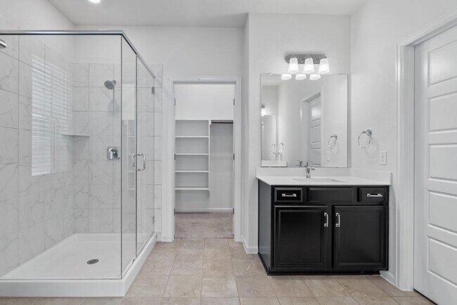 Building Photo - 13615 Terrett Trce