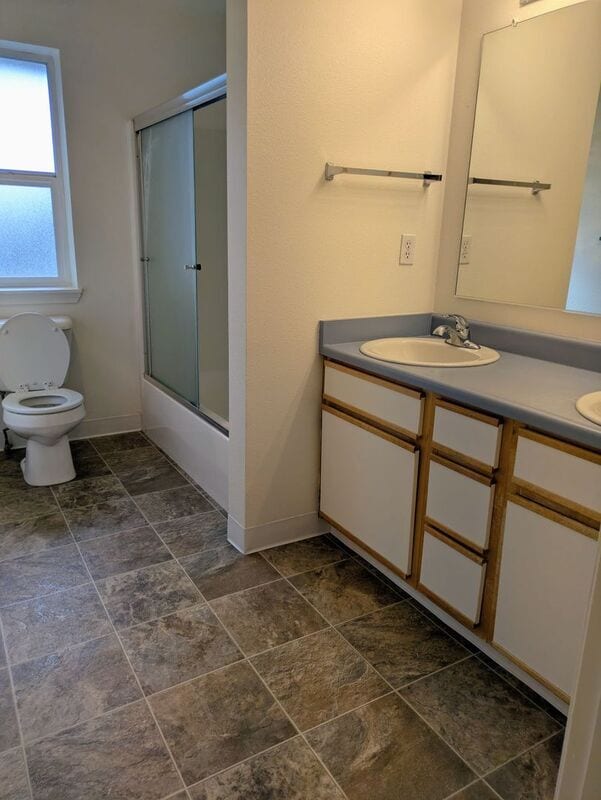 Building Photo - 17979 SW 115th Ave