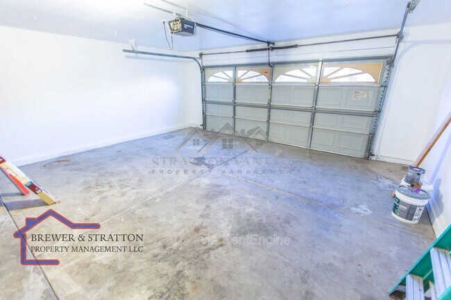 Building Photo - 1431 E Encinas Ave