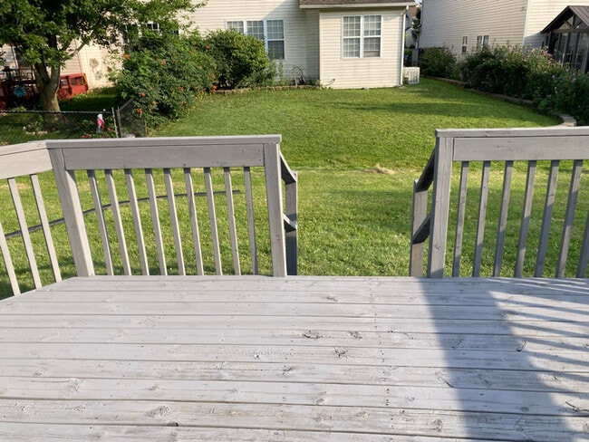 Building Photo - 12 Gail Ct