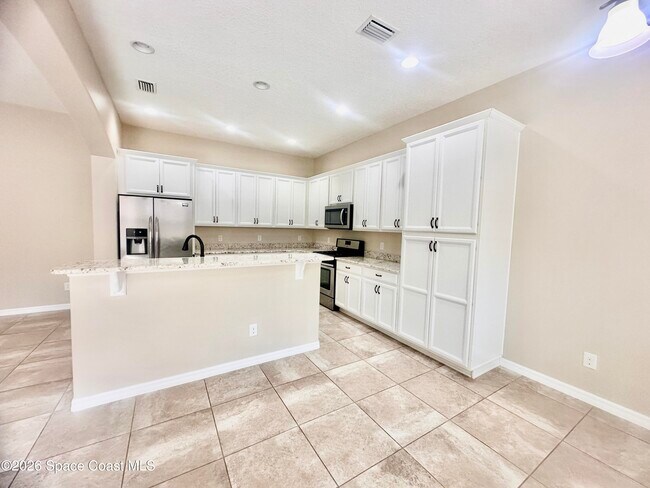Building Photo - 8880 Napolo Dr
