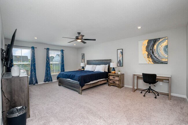 Building Photo - Brand new construction in well-kept HOA community.