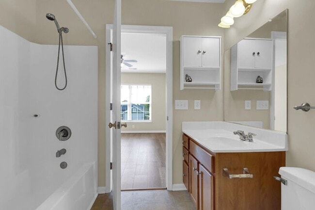 Building Photo - 3022 Crusades St