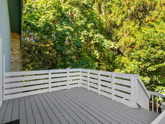 Building Photo - 1107 Meadowview Ct