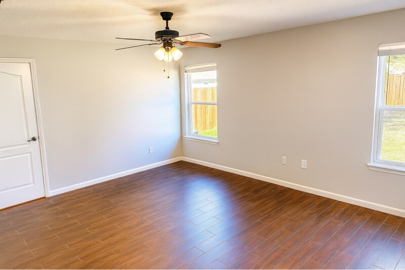 Building Photo - 45575 Ingleham Cir