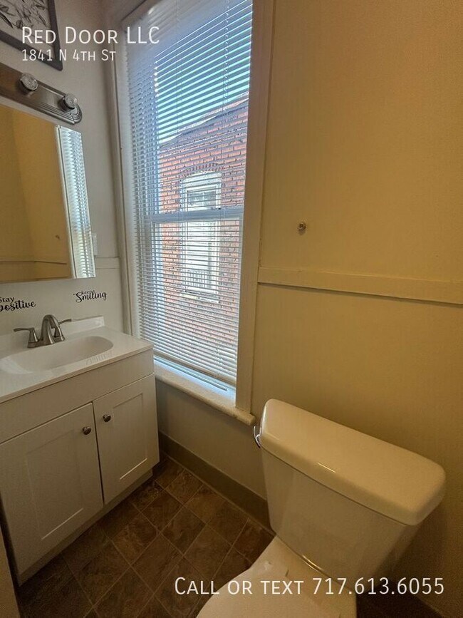 Building Photo - 1841 N 4th St