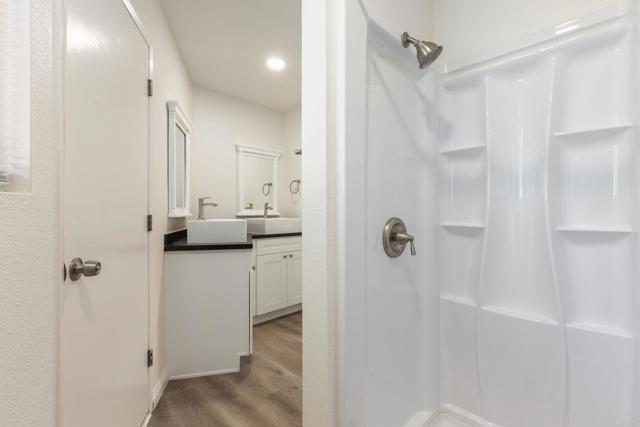 Building Photo - 2916 Anaheim St