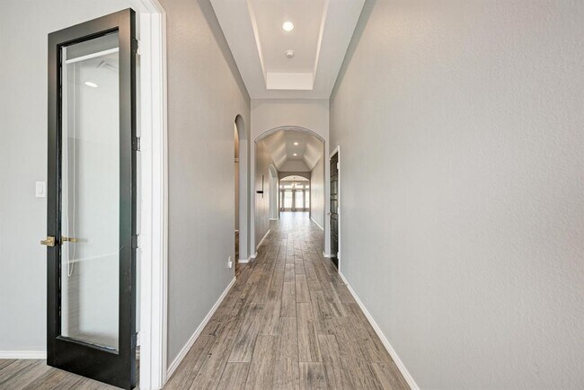 Building Photo - 12120 Mossygate Trl