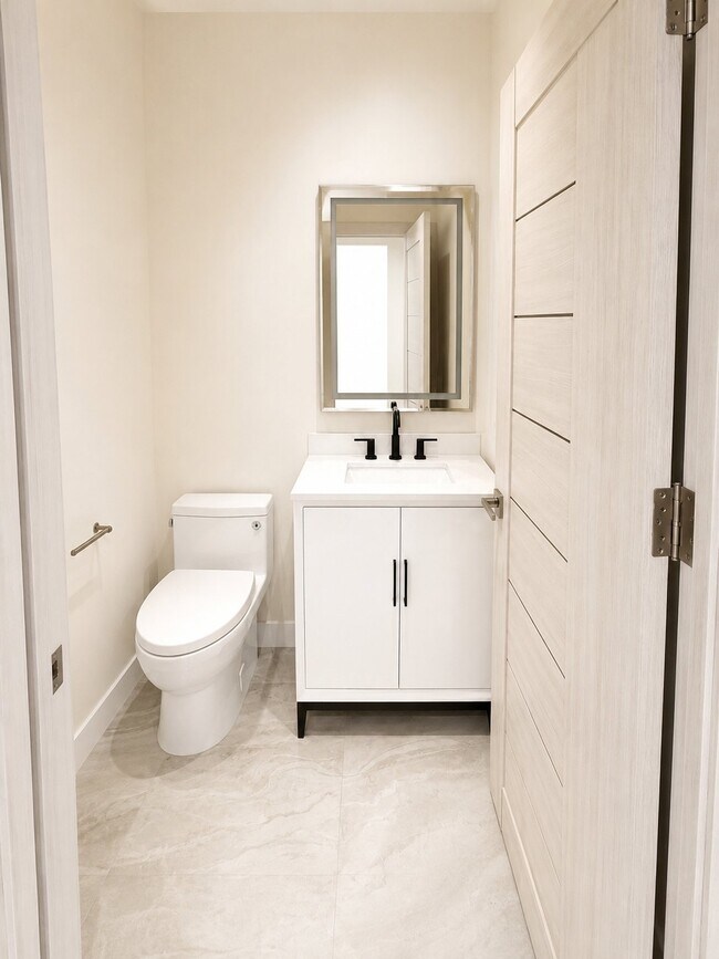 Building Photo - 9346 Creemore Dr