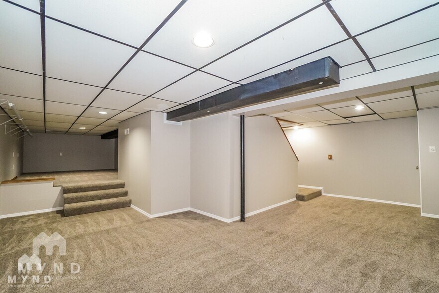 Building Photo - 7211 Candlestone Dr